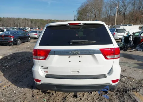 2013 Jeep Grand Cherokee Laredo z USA, uszkodzony, nr VIN 1C4RJFAG5DC587139